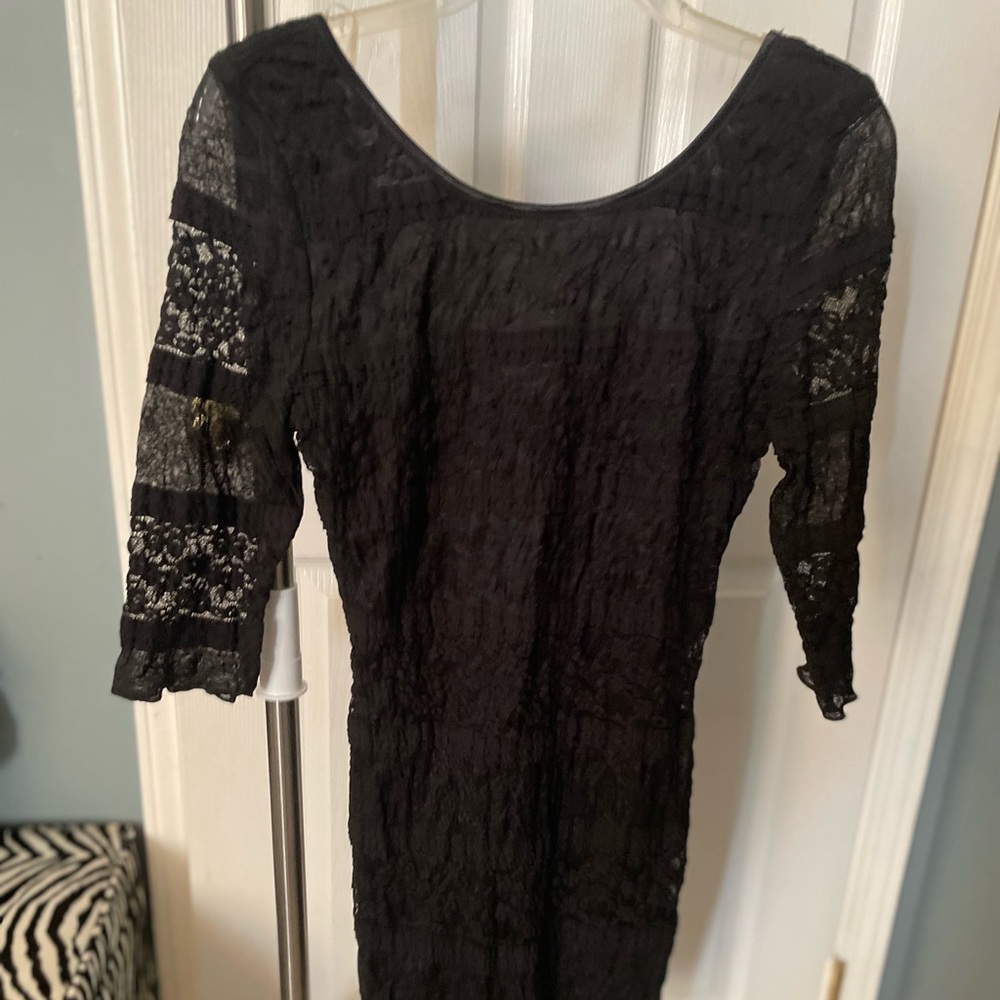 2b Bebe Black Lace dress